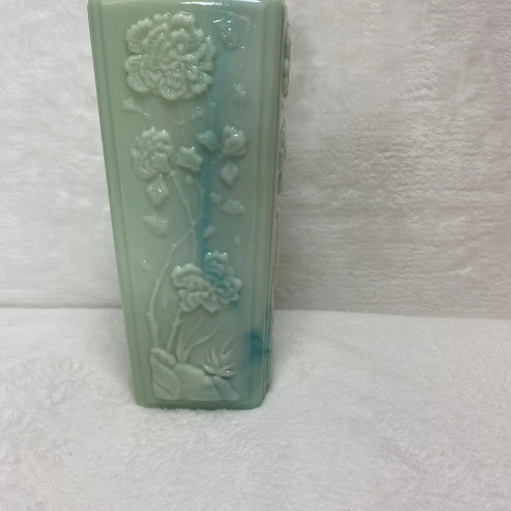 VTG 1972 Jim Beam Empty Jadeite Green Milk Glass Decanter Vase Barware Man‎ Cave